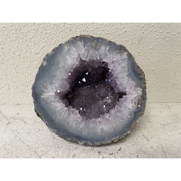 Agate Amethyst Geode Mineral Rock Half 5.5”X5” - Picture 1 of 5